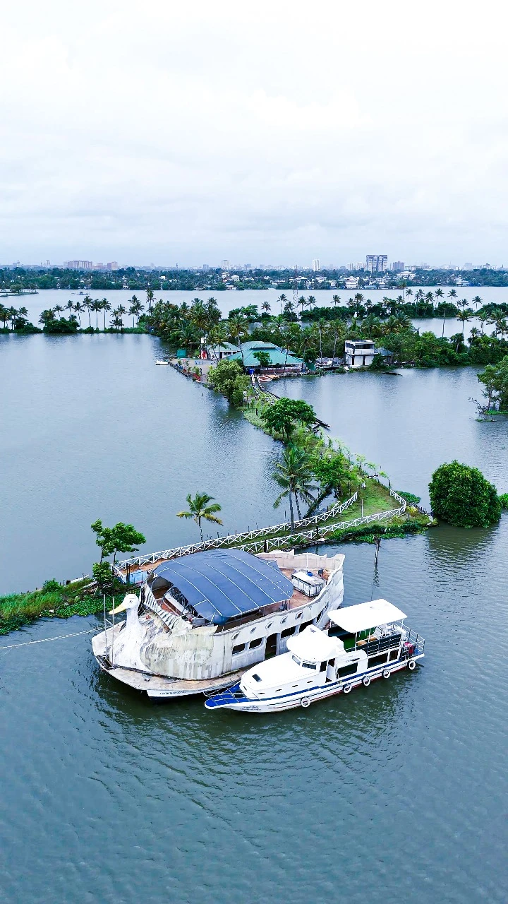 Pepper Island Nature and Cuisine